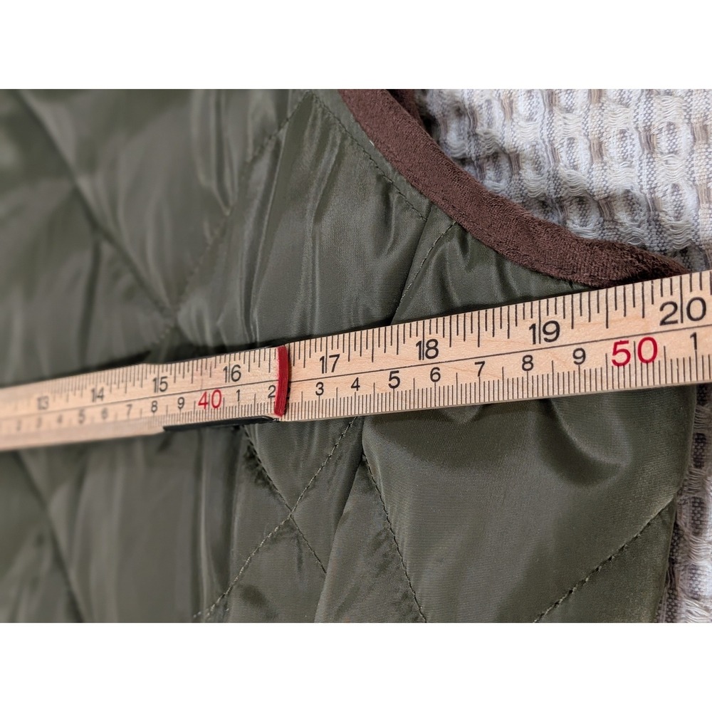 G.H. Bass & Co Quilted Barn Vest Olive Green Womens Size S Puffer Padded Pockets - Picture 5 of 9